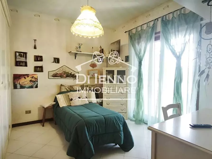 Immagine 26 di Casa trifamiliare in vendita  in Via della Palmarola a Roma