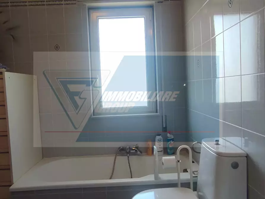 Immagine 18 di Casa trifamiliare in vendita  in Via Monte San Vito a Siracusa