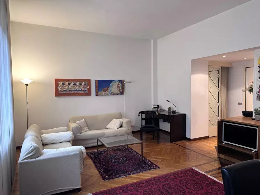 Immagine 2 di Casa trifamiliare in vendita  in Via Saverio Mercadante, 7 a Milano