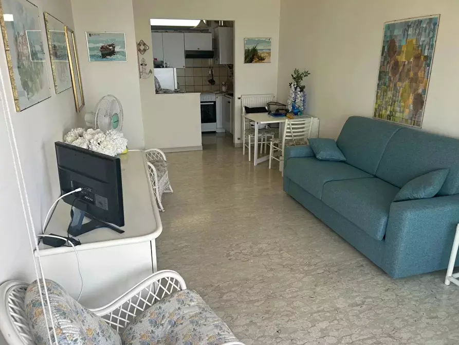 Immagine 4 di Casa trifamiliare in affitto  in Lungomare Varaldo, 67 a Ventimiglia