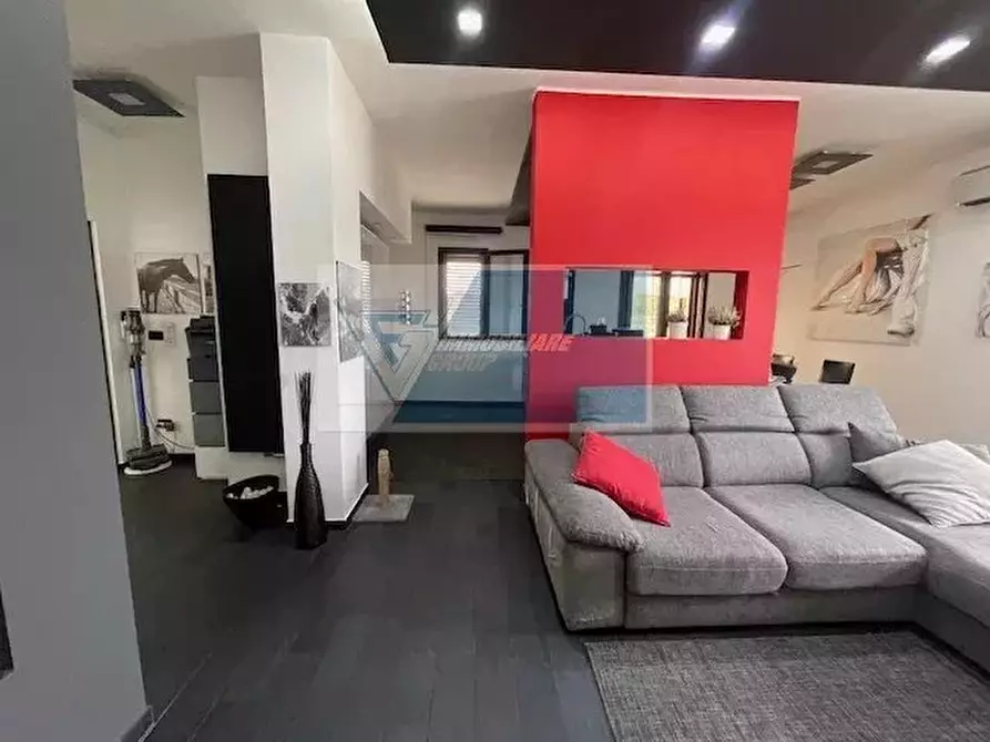 Immagine 21 di Casa trifamiliare in vendita  in Via Capuana a Buccheri