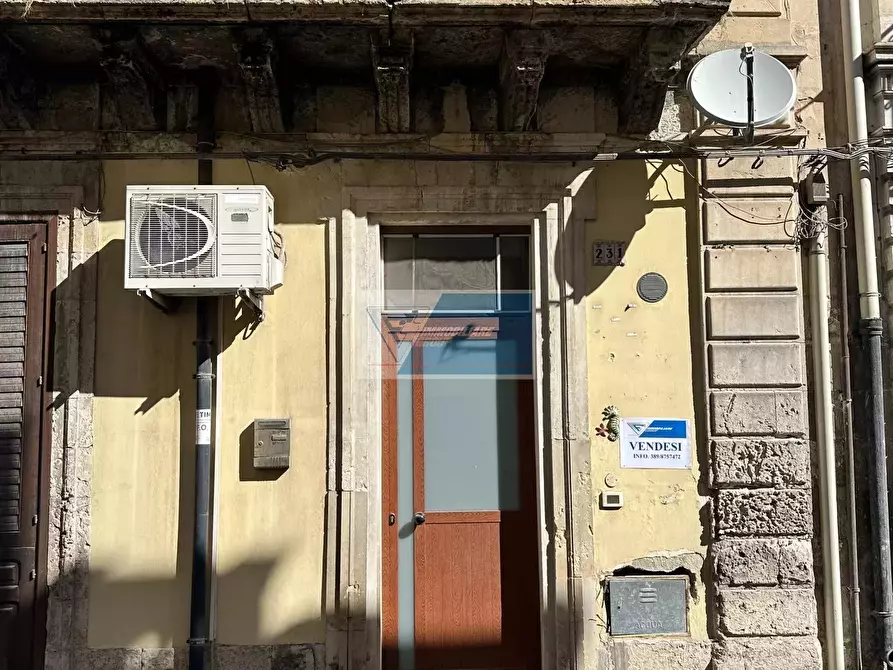 Immagine 13 di Casa trifamiliare in vendita  a Noto