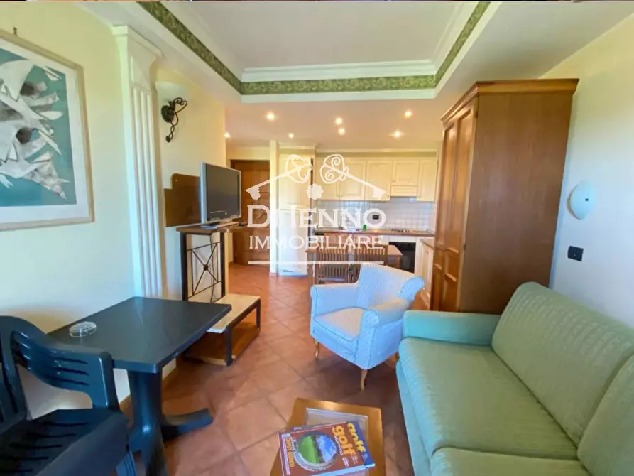 Immagine 7 di Casa trifamiliare in vendita  in Via di Marco Simone, 80 a Guidonia Montecelio