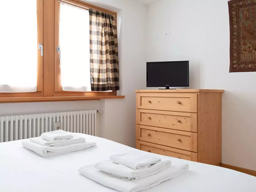 Immagine 28 di Casa trifamiliare in vendita  in Via Adda, 10 a Valdidentro