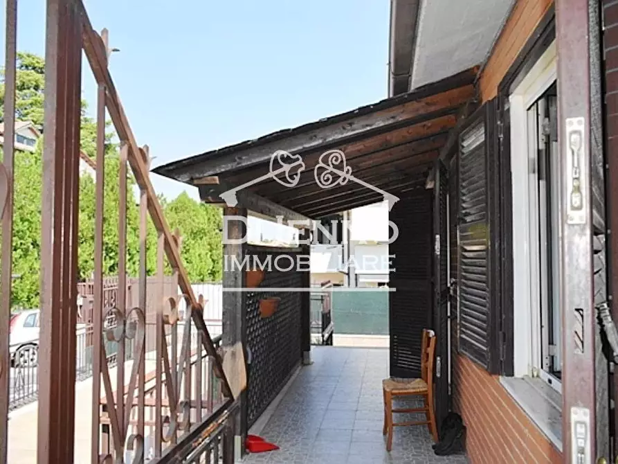 Immagine 47 di Casa trifamiliare in vendita  a Rignano Flaminio