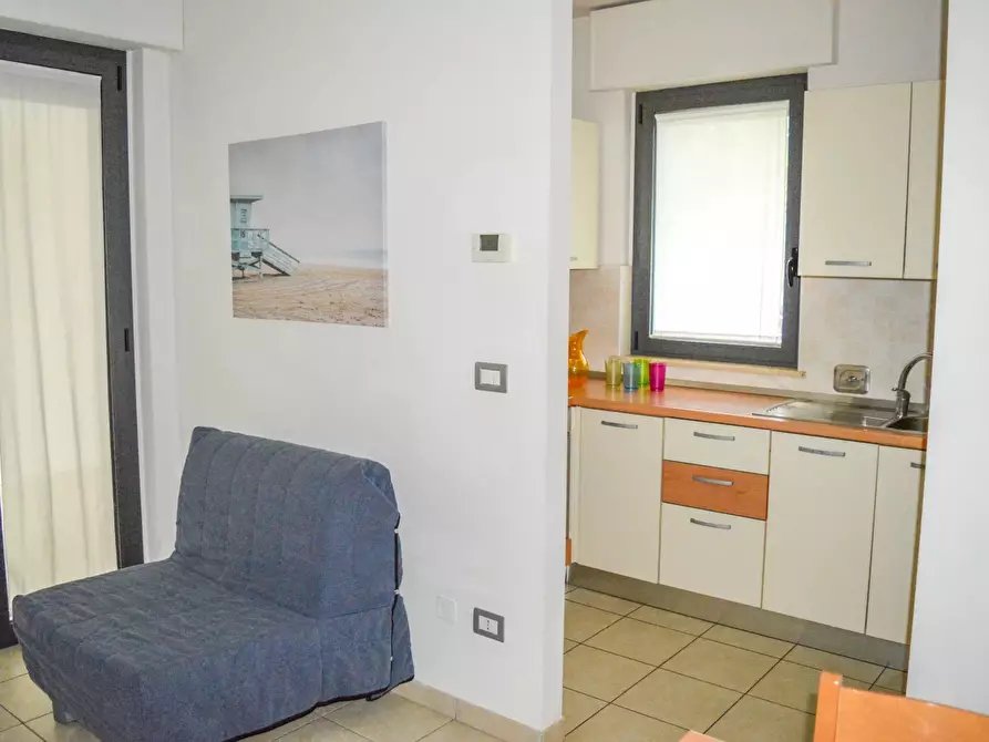 Immagine 21 di Casa trifamiliare in vendita  in via Gabriele D'Annunzio, 209. a Pineto