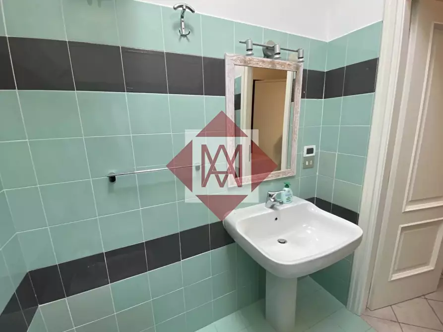 Immagine 7 di Casa trifamiliare in vendita  in Via Ruffini, 17 a Ventimiglia