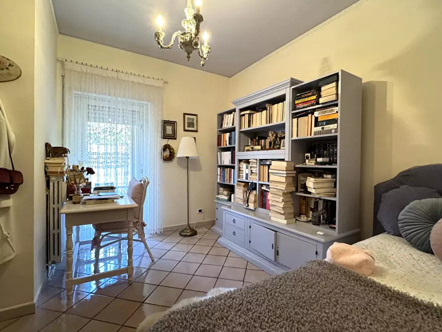 Immagine 19 di Casa trifamiliare in vendita  a Altilia