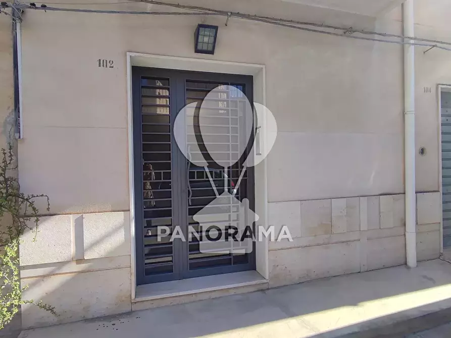 Immagine 67 di Casa trifamiliare in vendita  in Via Florio a Alcamo