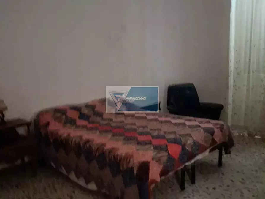 Immagine 6 di Casa trifamiliare in vendita  a Buccheri