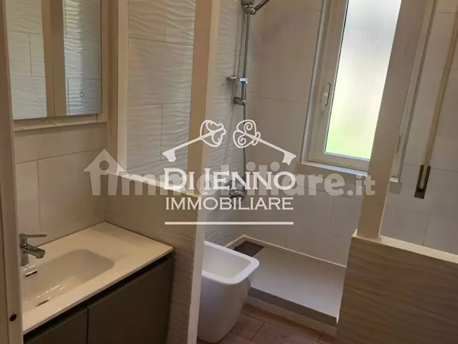 Immagine 14 di Casa trifamiliare in vendita  in Via Cassia a Roma