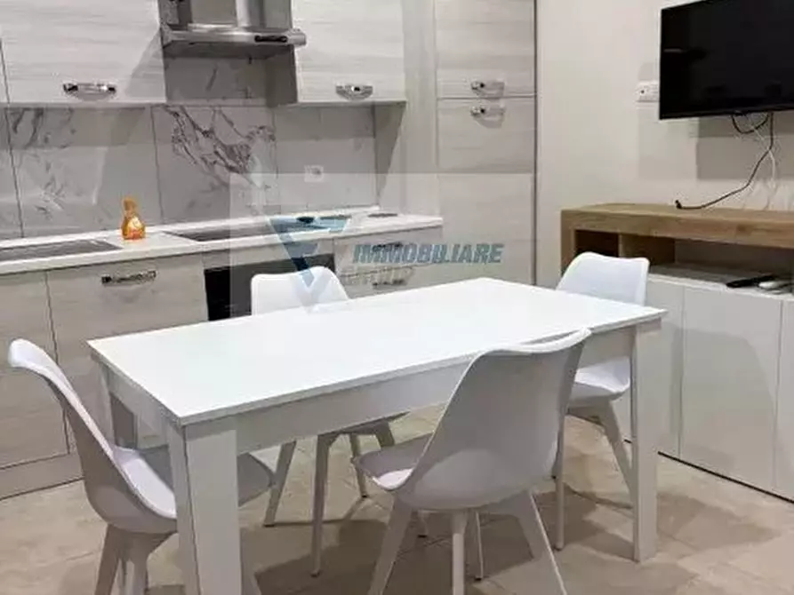 Immagine 1 di Casa trifamiliare in affitto  in Via Gian Battista Vico a Siracusa