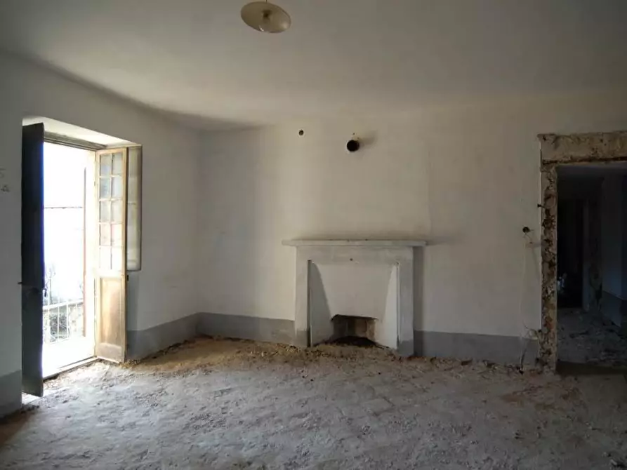 Immagine 8 di Terreno edificabile in vendita  a Alto