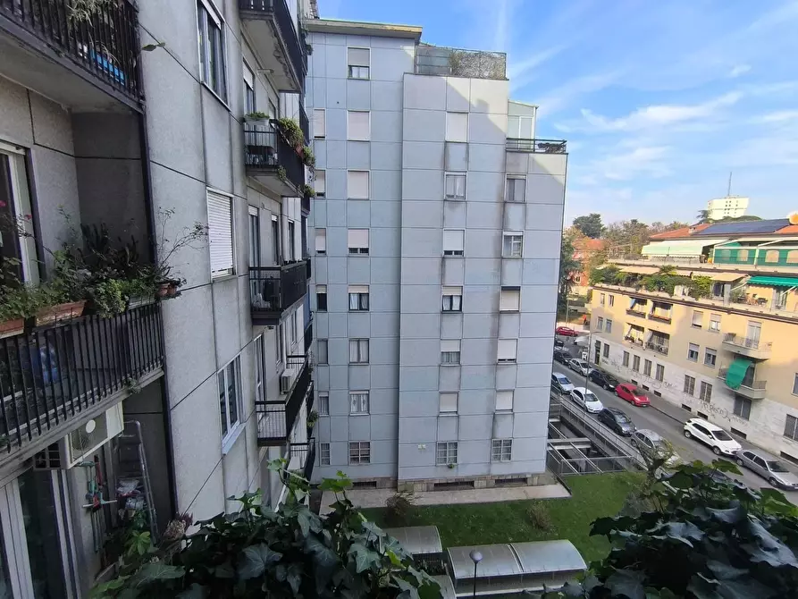 Immagine 14 di Casa trifamiliare in affitto  in VIA MAMIANI, 7. a Milano