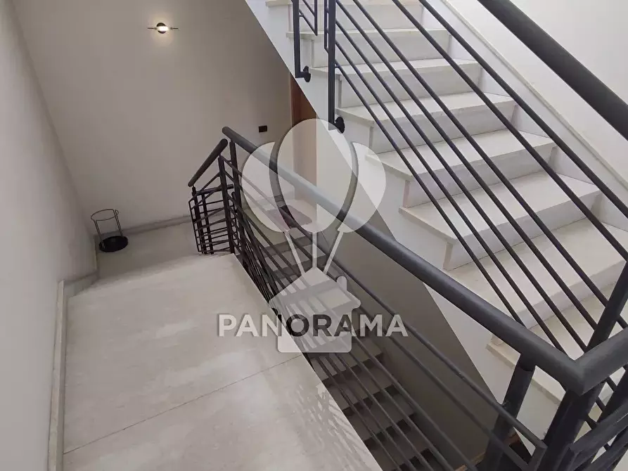 Immagine 74 di Casa trifamiliare in vendita  in Via Florio a Alcamo