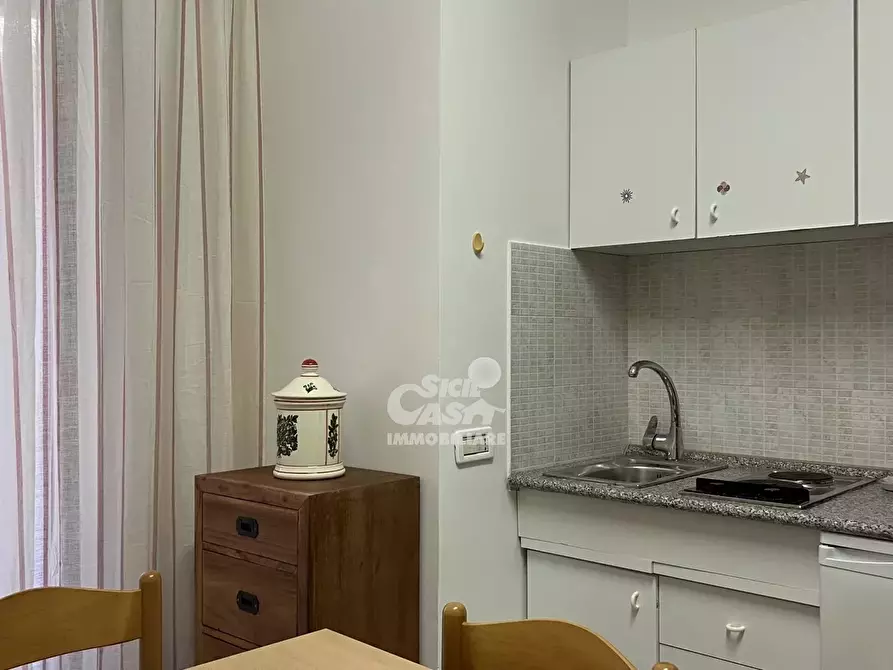 Immagine 15 di Casa trifamiliare in affitto  a Marsala