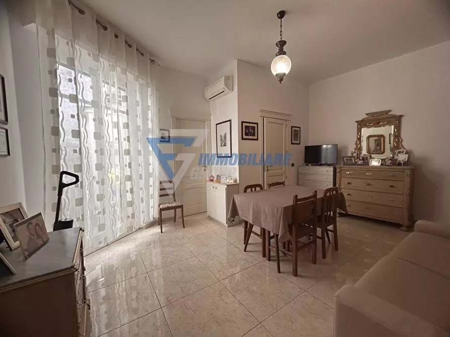 Immagine 1 di Casa trifamiliare in vendita  in Via Isonzo a Siracusa