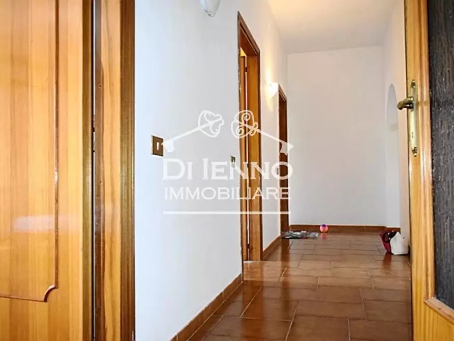 Immagine 27 di Casa trifamiliare in vendita  a Rignano Flaminio