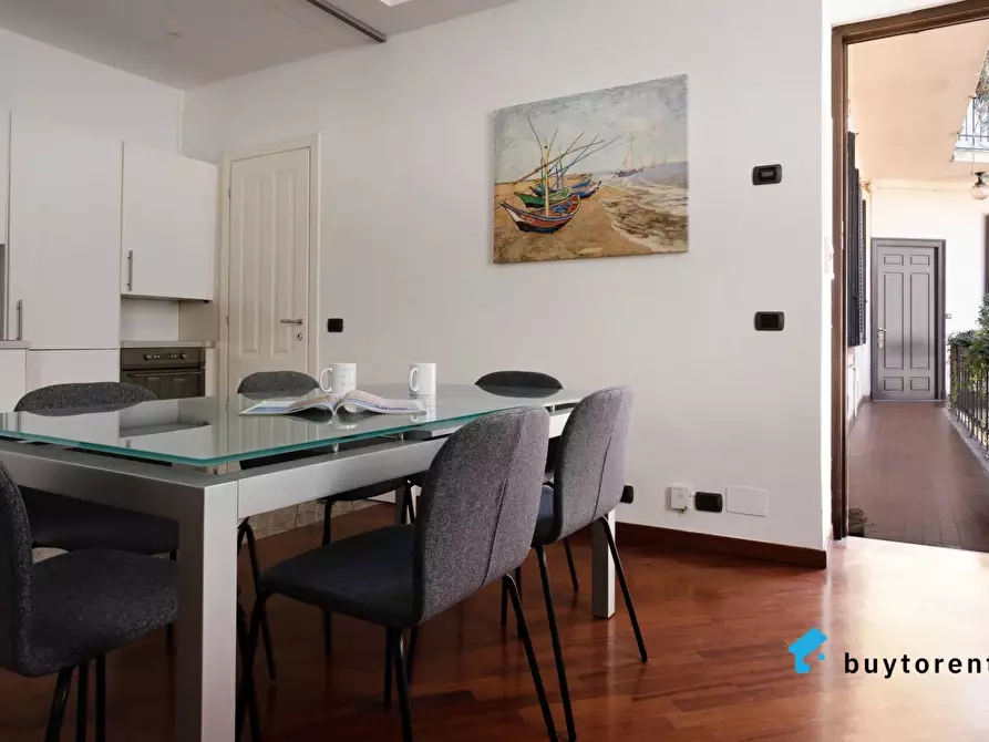 Immagine 3 di Casa trifamiliare in vendita  in Via Archimede, 41 a Milano