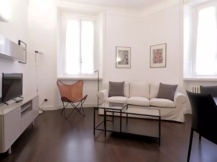 Immagine 2 di Casa trifamiliare in vendita  in Via Luigi Vanvitelli, 49 a Milano