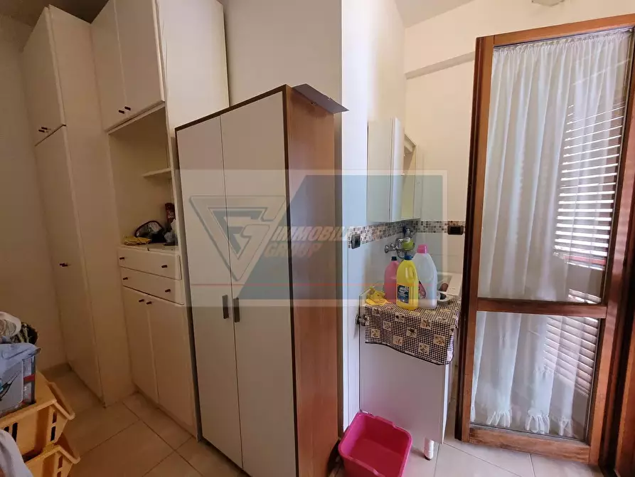 Immagine 8 di Casa trifamiliare in vendita  in Via Noto, 8 a Siracusa