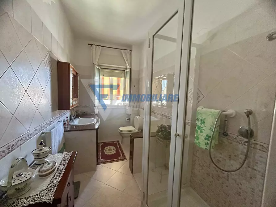 Immagine 13 di Casa trifamiliare in vendita  in VIALE TEOCRITO a Siracusa