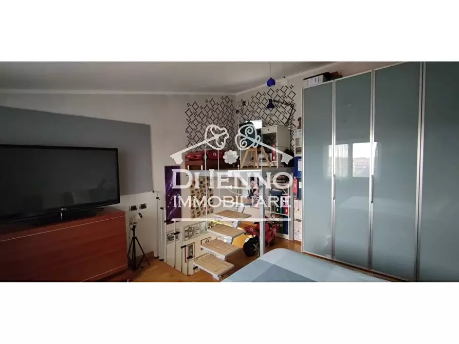 Immagine 20 di Casa trifamiliare in vendita  in Via Mongardino a Roma