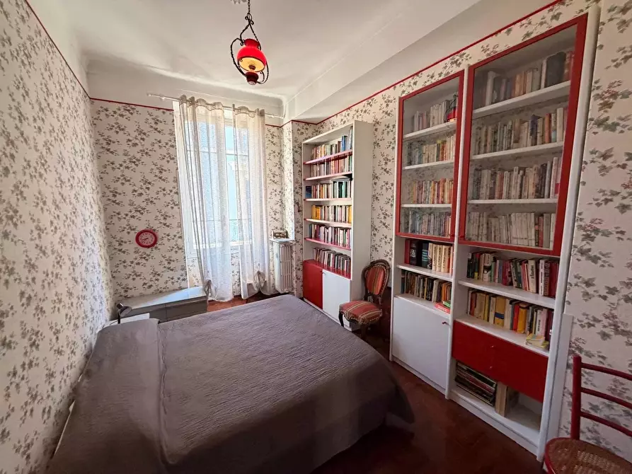 Immagine 2 di Casa trifamiliare in vendita  in Via Cavour, 29 a Ventimiglia