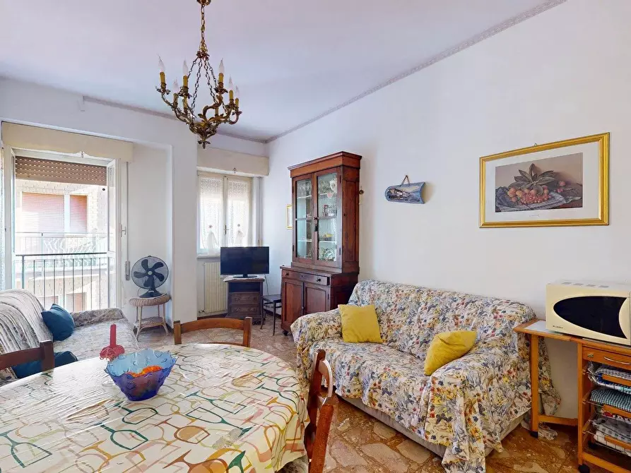 Immagine 7 di Casa trifamiliare in vendita  in Corso Europa 37. a Borghetto Santo Spirito