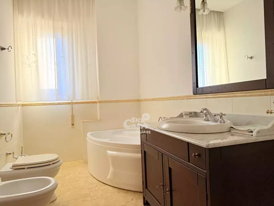 Immagine 13 di Casa trifamiliare in vendita  a Marsala