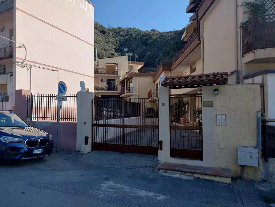 Immagine 1 di Casa trifamiliare in affitto  in SP38, 42 a Messina