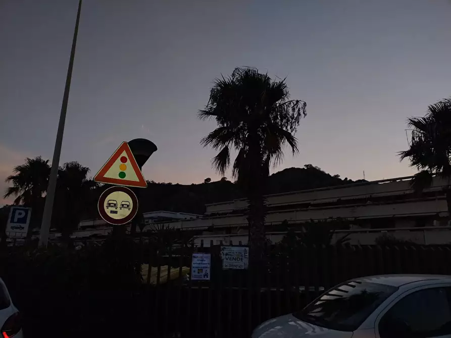 Immagine 5 di Casa trifamiliare in vendita  in Via Nazionale 337 a Messina