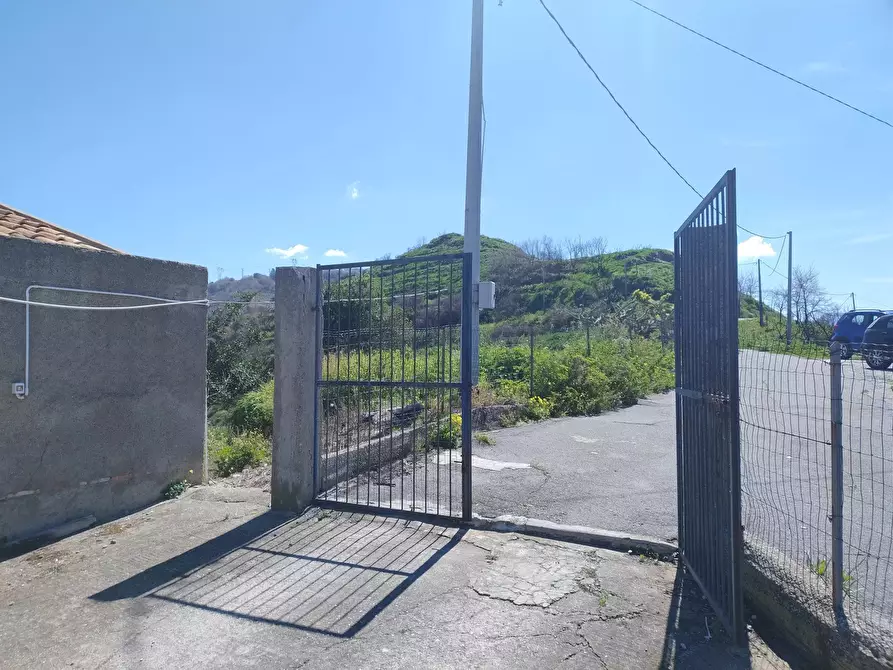 Immagine 22 di Terreno in vendita  in Contrada Bosco, roccavaldina, me a Condrò