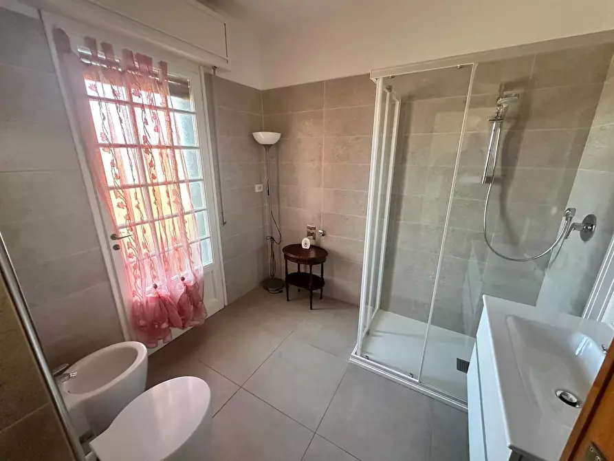 Immagine 9 di Casa trifamiliare in affitto  in Corso Genova, 80 a Ventimiglia