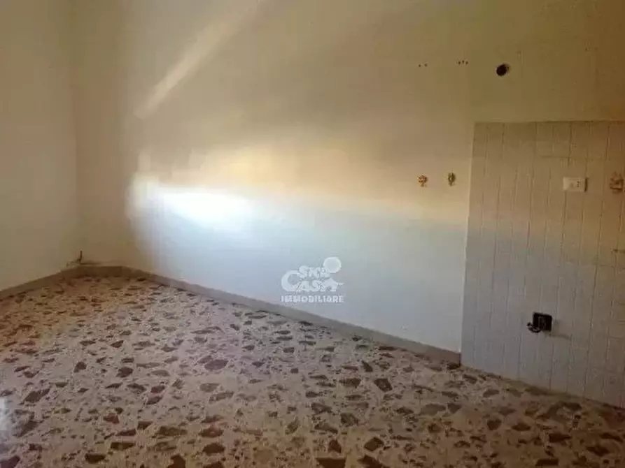 Immagine 9 di Casa trifamiliare in vendita  a Marsala