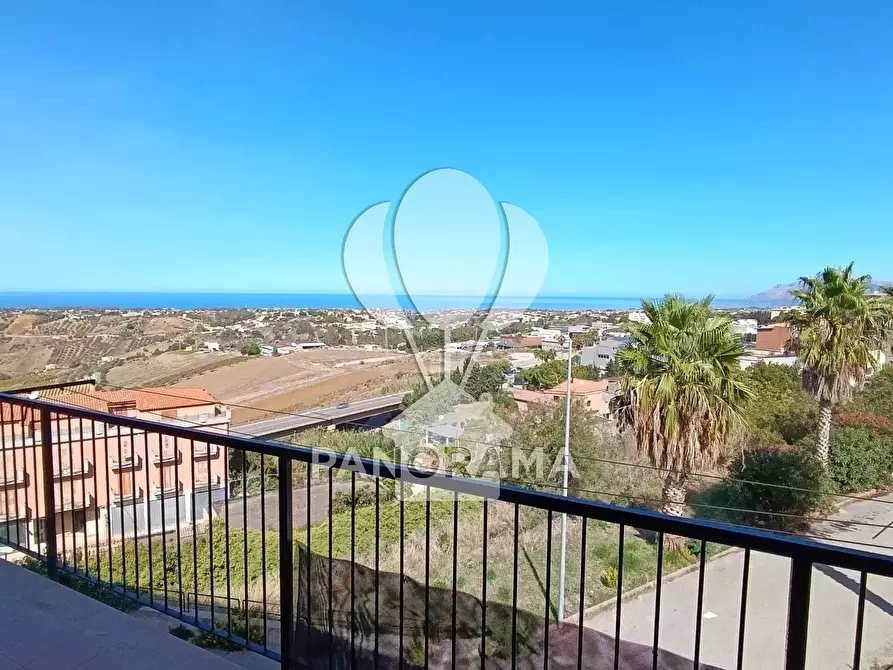 Immagine 17 di Casa trifamiliare in vendita  in 1 Via Don enrico Russo  a Alcamo