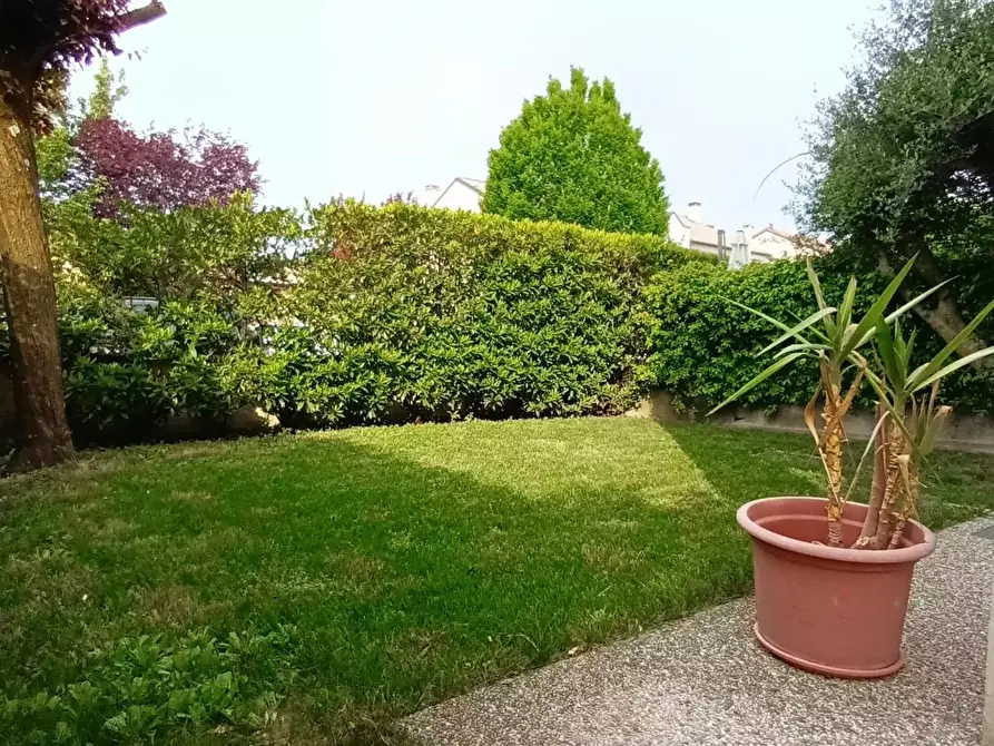 Immagine 19 di Terreno edificabile in vendita  a Conegliano