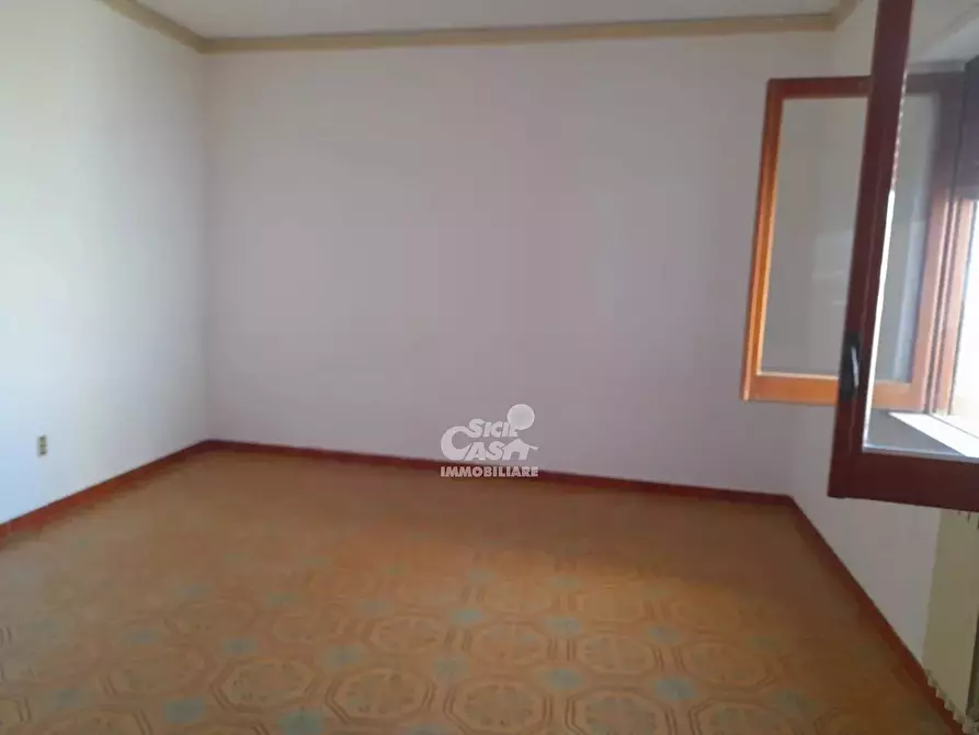 Immagine 6 di Casa trifamiliare in vendita  a Marsala