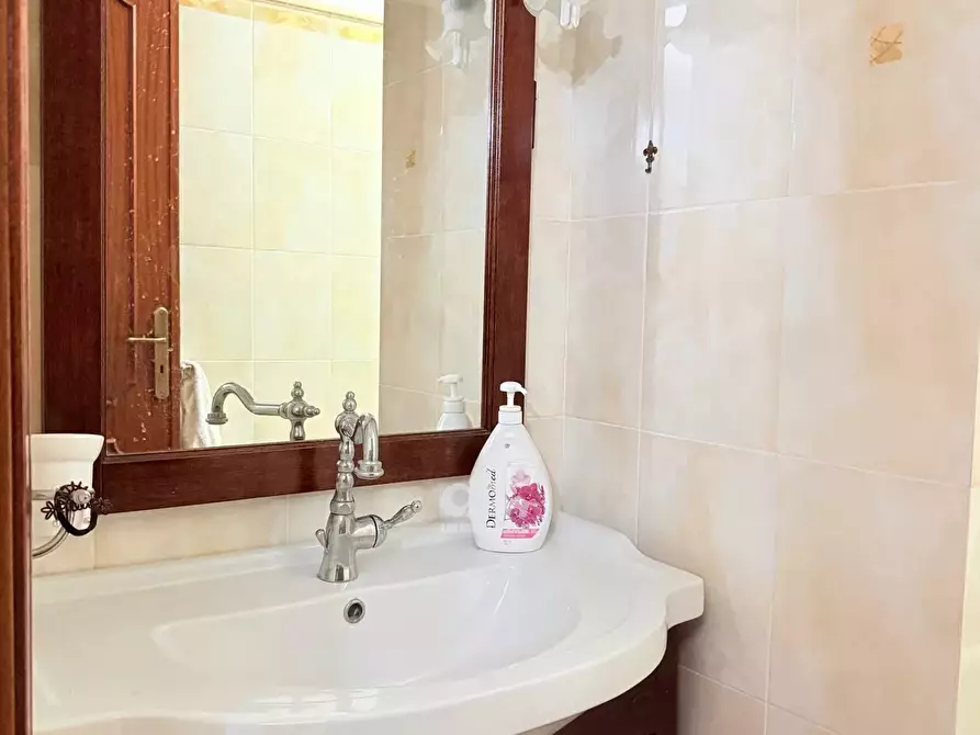 Immagine 5 di Casa trifamiliare in vendita  a Marsala