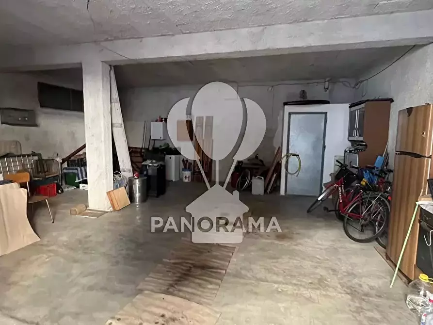 Immagine 28 di Casa trifamiliare in vendita  in Via Kennedy a Balestrate