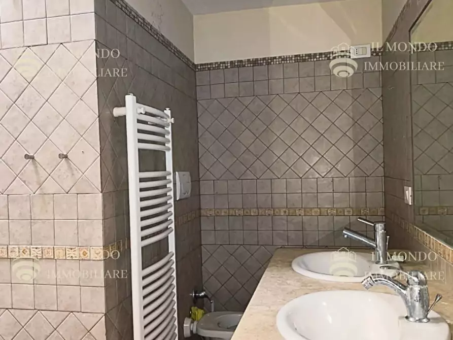 Immagine 10 di Casa trifamiliare in vendita  in Via Trieste a Palombara Sabina