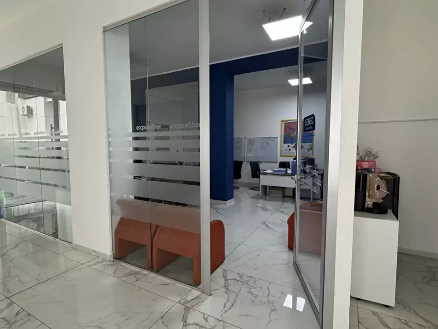 Immagine 4 di Castello in affitto  a Cosenza