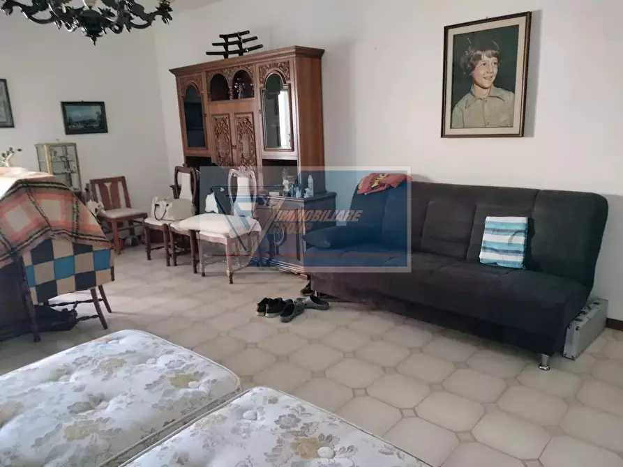 Immagine 13 di Casa trifamiliare in vendita  in Via Vincenzo Boscarino a Siracusa