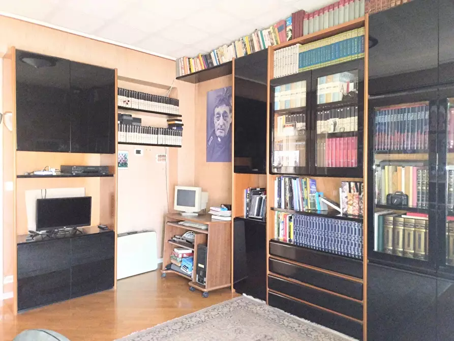 Immagine 17 di Casa trifamiliare in vendita  in Via Giorgio La Pira, n. 34 a Messina