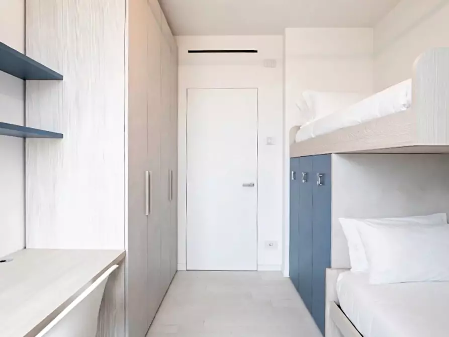 Immagine 25 di Casa trifamiliare in affitto  in via Stresa, 22. a Milano