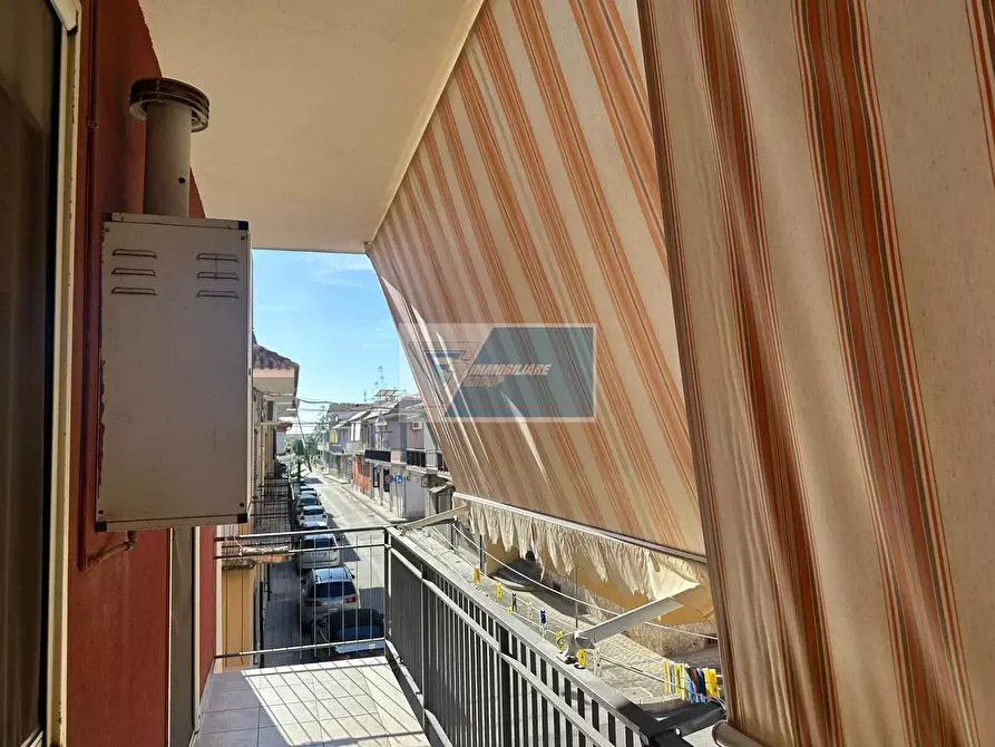 Immagine 2 di Casa trifamiliare in vendita  a Buccheri