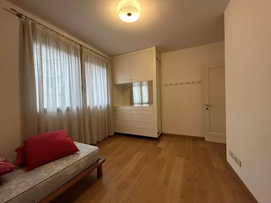 Immagine 25 di Casa trifamiliare in vendita  a Conegliano