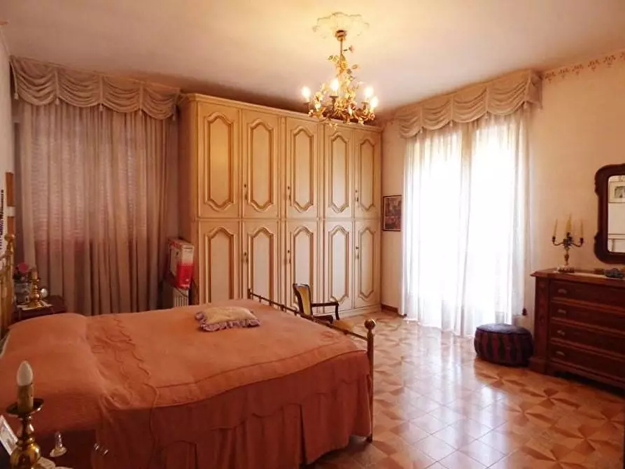 Immagine 17 di Terreno edificabile in vendita  a Barolo