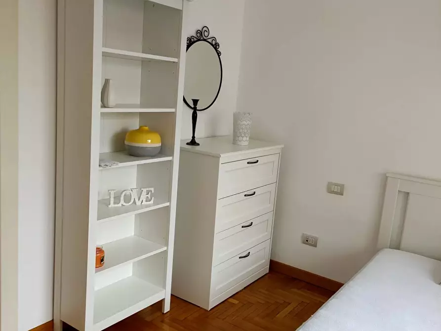 Immagine 5 di Casa trifamiliare in affitto  a Milano