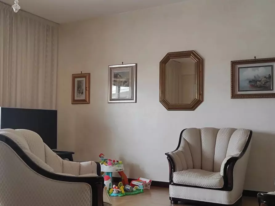 Immagine 6 di Casa trifamiliare in vendita  a Messina